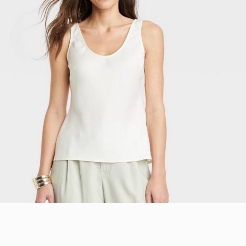 A New Day Cream Fitted Tank Top with Scoop Neck - Picture 4 of 4